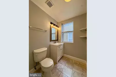 816 W 37th Street, Baltimore, MD 21211 - Photo 16