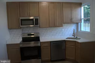 117 S Wickham Rd, Baltimore, MD 21229 - Photo 32