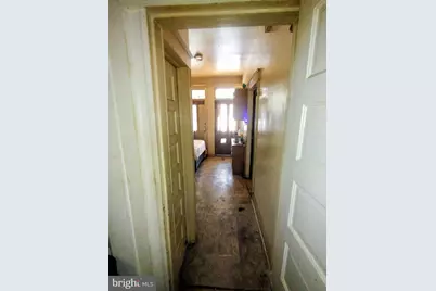 11 S Wickham Road, Baltimore, MD 21229 - Photo 14
