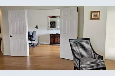 3801 Canterbury Road #409, Baltimore, MD 21218 - Photo 8
