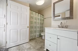 2340 Fleet St, Baltimore, MD 21224 - Photo 20