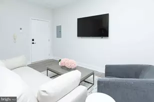 1122 N Calvert St, Baltimore, MD 21202 - Photo 4