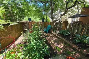 122 W Lanvale St, Baltimore, MD 21217 - Photo 2