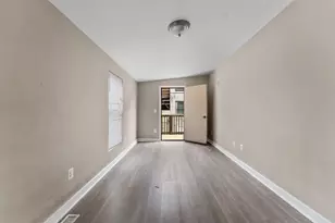 1210 E Eager St, Baltimore, MD 21202 - Photo 4