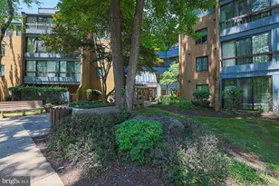 6350 Red Cedar Pl, Baltimore, MD 21209 - Photo 2