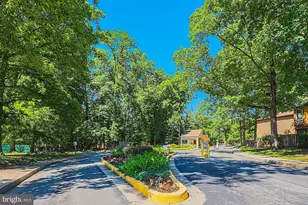 6350 Red Cedar Pl, Baltimore, MD 21209 - Photo 30
