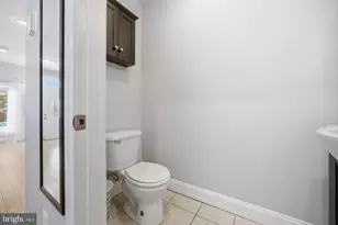122 N Ellwood Ave, Baltimore, MD 21224 - Photo 8