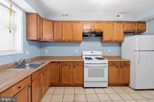 762 Bartlett Ave, Baltimore, MD 21218 - Photo 10