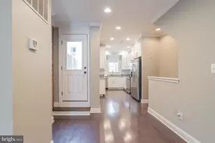 2038 Gough St, Baltimore, MD 21231 - Photo 8