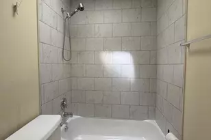 3826 8th St, Baltimore, MD 21225 - Photo 22