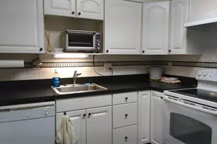 6711 Park Heights Ave, Baltimore, MD 21215 - Photo 4