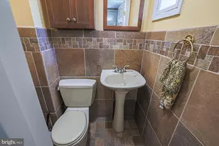 3910 Labyrinth Rd, Baltimore, MD 21215 - Photo 14