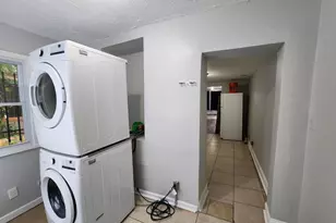 1813 Aiken St, Baltimore, MD 21213 - Photo 10