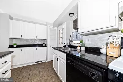 922 S Decker Avenue, Baltimore, MD 21224 - Photo 14