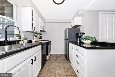 922 S Decker Avenue, Baltimore, MD 21224 - Photo 10