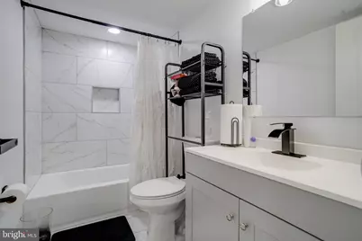 1221 E Oliver Street, Baltimore, MD 21202 - Photo 22
