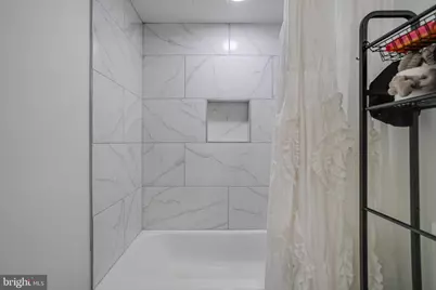 1221 E Oliver Street, Baltimore, MD 21202 - Photo 28