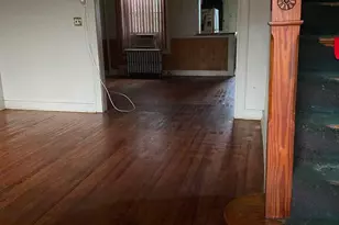 747 E 36th St, Baltimore, MD 21218 - Photo 14