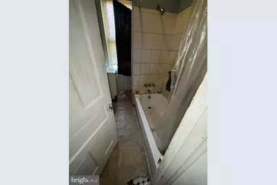 2763 Fenwick Avenue, Baltimore, MD 21218 - Photo 8