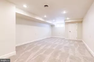 208 S Robinson St, Baltimore, MD 21224 - Photo 30