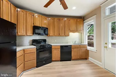 608 E 33rd Street, Baltimore, MD 21218 - Photo 12