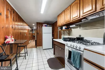 608 E 33rd Street, Baltimore, MD 21218 - Photo 32