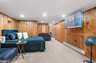 608 E 33rd St, Baltimore, MD 21218 - Photo 26