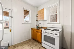 1238 W 37th St, Baltimore, MD 21211 - Photo 10