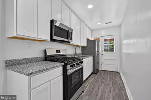 3805 8th St, Baltimore, MD 21225 - Photo 10