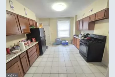 637 E 29th Street, Baltimore, MD 21218 - Photo 1