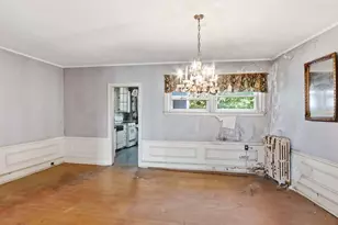 916 E 36th St, Baltimore, MD 21218 - Photo 16