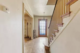 916 E 36th St, Baltimore, MD 21218 - Photo 18
