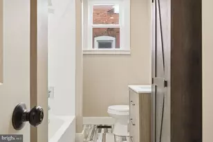 3920 6th St, Baltimore, MD 21225 - Photo 16