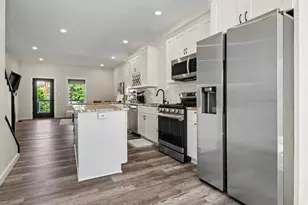 3915 Roland Ave, Baltimore, MD 21211 - Photo 2