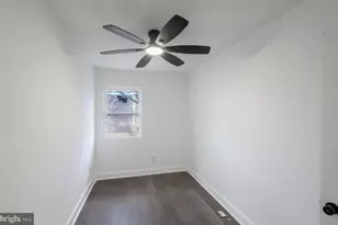 3905 8th St, Baltimore, MD 21225 - Photo 10