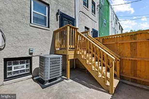 126 N Mount St, Baltimore, MD 21223 - Photo 32