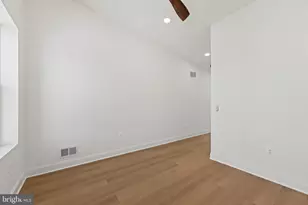 126 N Mount St, Baltimore, MD 21223 - Photo 26