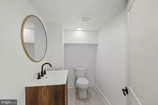 126 N Mount St, Baltimore, MD 21223 - Photo 30