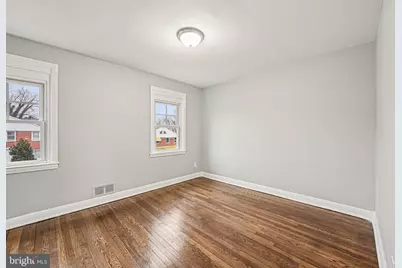 38 Upmanor Road, Baltimore, MD 21229 - Photo 14