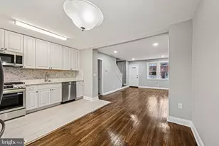 38 Upmanor Rd, Baltimore, MD 21229 - Photo 10