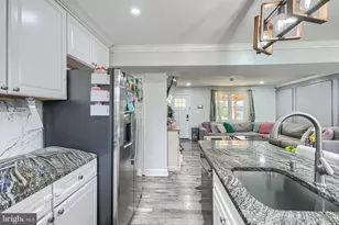 821 Wicklow Rd, Baltimore, MD 21229 - Photo 10