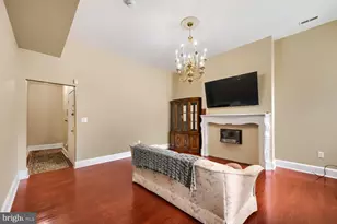 11 W Biddle, Baltimore, MD 21201 - Photo 8