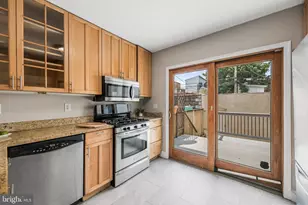 1216 Battery Ave, Baltimore, MD 21230 - Photo 10