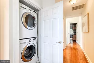15 N Montford Ave, Baltimore, MD 21224 - Photo 30