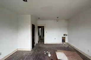 2327 W Lexington St, Baltimore, MD 21223 - Photo 20