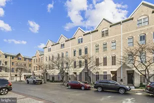 1256 Dockside Cir, Baltimore, MD 21224 - Photo 40