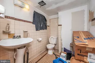 212 W Saratoga St, Baltimore, MD 21201 - Photo 6
