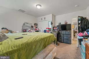 2405 Barclay St, Baltimore, MD 21218 - Photo 12