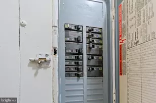 2405 Barclay St, Baltimore, MD 21218 - Photo 20