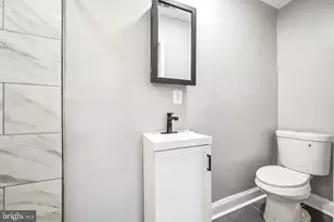 1626 Hollins St, Baltimore, MD 21223 - Photo 30